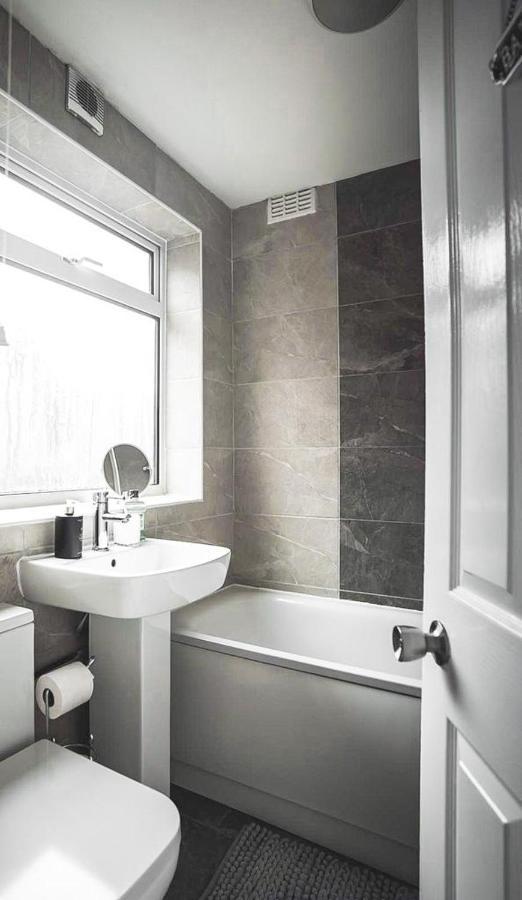 Cosy Affordable Digs Near Coventry City Centre Sleeps5 With Free Parking Zewnętrze zdjęcie