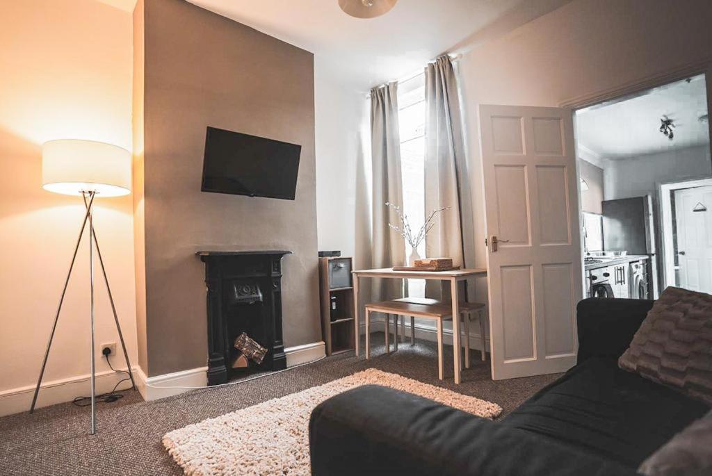 Cosy Affordable Digs Near Coventry City Centre Sleeps5 With Free Parking Zewnętrze zdjęcie